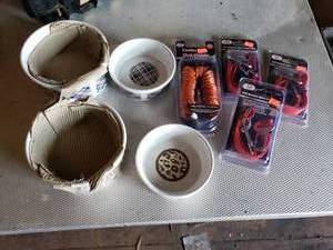 lot 361 image: Pet Bowls, Safety Belts, Tie out LInes