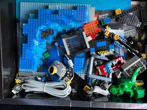 lot 52 image: Lego & Steven Spielberg Movie Maker Set