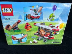 lot 21 image: Angry Birds Lego Set - New in Box