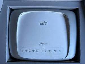 lot 23 image: Cisco Valet Plus Wireless Router
