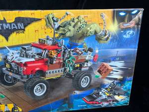 lot 29 image: The Batman Movie Lego Set - New in Box