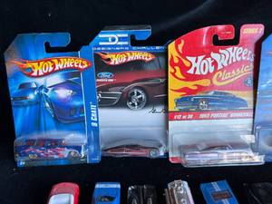 lot 40 image: 20 Cars - 5 New and 15 Opened
