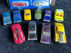 lot 41 image: 20 Cars - 10 New - 10 opened
