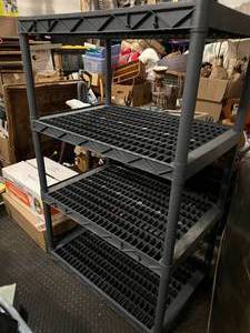 lot 73 image: 4 Shelf Plastic Shelving Unit