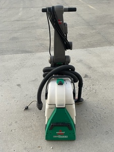 lot 50 image: Bissel Big Green Carpet Cleaner