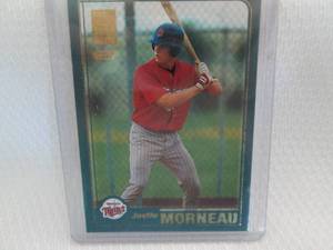 lot 20 image: 2001 Topps Justin Morneau Rookie Ca...