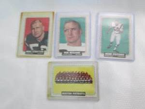 lot 41 image: 4 1964 Topps Football Cards...