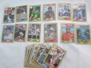 lot 48 image: Assorted 1987 Topps Baseball Cards...