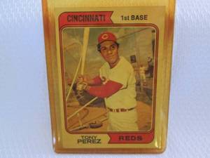 lot 54 image: 1974 Topps Tony Perez Card...