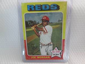 lot 59 image: 1975 Topps Joe Morgan Card...