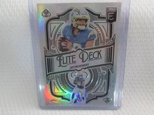 lot 60 image: 2022 Elite Justin Herbert Elite Dec...