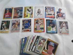 lot 76 image: 50 Assorted Baseball Star Cards...