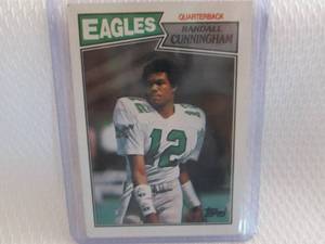 lot 79 image: 1987 Topps Randall Cuningham Rookie...