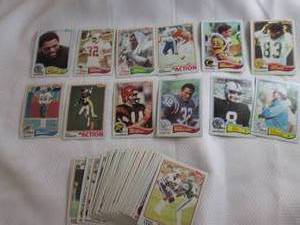 lot 96 image: 1982 Topps Football Cards...
