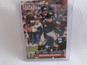 lot 100 image: 1991 Pro Set Brett Favre Rookie Car...
