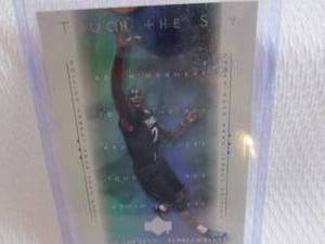 lot 104 image: 2001 Upper Deck Kevin Garnett Touch...