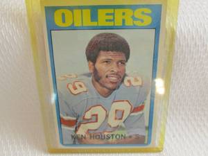 lot 106 image: 1972 Topps Ken Houston Card...