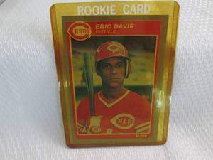 lot 170 image: 1985 Fleer Eric Davis Rookie Card...