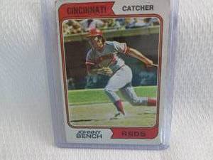 lot 172 image: 1974 Topps Johnny Bench Card...