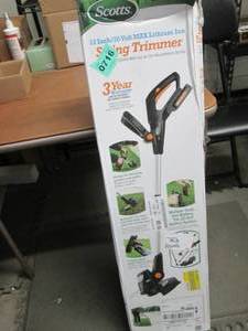 lot 222 image: Scotts 12 20V Lithium-Ion Cordless...