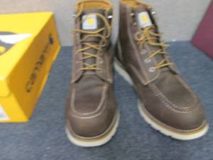 lot 226 image: Carhartt Mens 6 Steel-Toe Waterpr...
