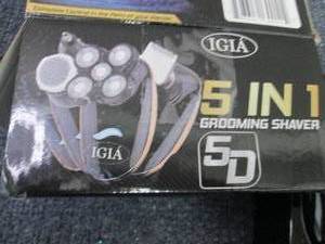 lot 228 image: Igia 5 in 1 Grooming Shaver open bo...