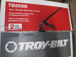 lot 242 image: Troy-Bilt 25cc 2-Cycle Gas String T...