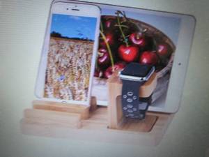 lot 246 image: Trexonic Bamboo Apple Watch and Iph...