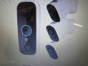 lot 273 image: LB-Toucan Wireless Video Doorbell a...