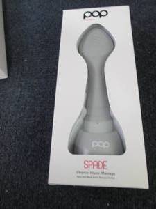lot 293 image: Pop Sonic Spade Cleansing & Exfolia...
