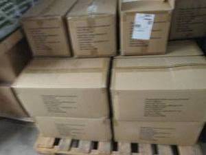 lot 369 image: Pallet of Cases of 2000 Disposable ...