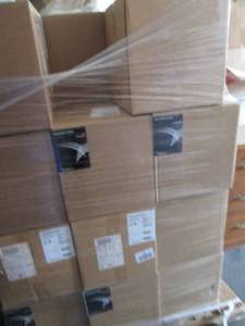 lot 371 image: Pallet of Cases of 40 Cardinal Heal...