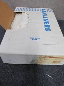 lot 392 image: Case of 250 33 Gallon 33x39 inch .6...