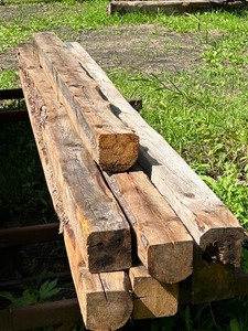 lot 28 image: Lot Of (6) Reclaimed Pine Barn Timbers