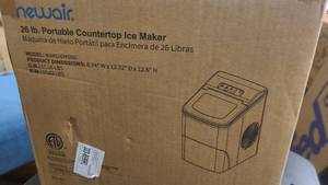 lot 85 image: Newair 26lb Portable Countertop Ice Maker