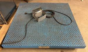lot 17 image: MSRP $4500 Avery Weigh-Tronix ProDec Platform Floor Scale 5000lb Capacity 48x48 with Digital Indicator WI-125 - Good Working Condition