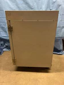 lot 23 image: MSRP $5000 Lab-Line Imperial III General Purpose Incubator Gravity Convection&nbspModels Reduce Air Movement Helping To Prevent Cross Contamination Of Samples - Great Working Condition
