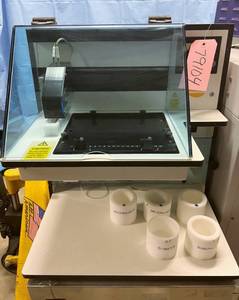 lot 32 image: Bee Robotics BB-20 Western Blot Analysis -&nbspInstrument for full and semi automation for western blot and hybridization strips - Great Working Condition