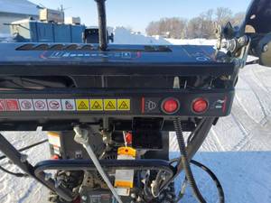 lot 91 image: Legend Force 26 in 208 series snow blower.