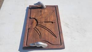 lot 34 image: Rustic, Wildlife Serving Tray (Unique)