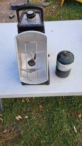 lot 11 image: Coleman (Deer Stand) Propane Heater