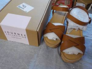 Journee Collection Womens size 12 ...