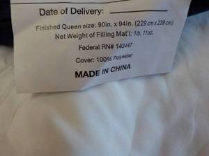 Queen Size Comforter and Sheet Set...
