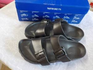 Birkenstock Sandals size 38 (US 7 )...
