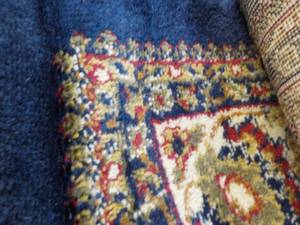 New Area Rug approximately 5 x 7...