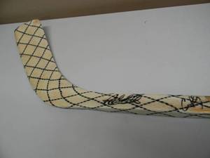 lot 28 image: Minnesota North Stars 1991-92 TEAM SIGNED STICK - STANLEY CUP RUN TEAM - PRO 1000 CHRISTIAN, STAMPED NORTH STARS - ABSOLUTELY FANTASTIC PIECE - SEE PICTURES