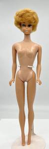 lot 22 image: Vintage 1961 White Ginger BUBBLE CUT Barbie Turquoise Eyes White Oxidized Lips Japan Made