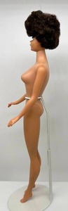 lot 135 image: Vintage Raven Brunette BUBBLE CUT Barbie Midge Turquoise Eyes Coral Lips JAPAN Mark