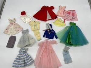 lot 140 image: Vintage Original Mattel BARBIE CLOTHING Lot of 15 Pieces Nighty Dress Pajamas Velvet Coat