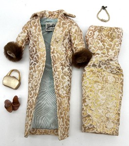 lot 86 image: Vintage 1960s Barbie Doll Fashion #961 EVENING SPLENDOR Brocade DressCoat Bag Necklace Set